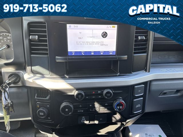 2025 Ford F-450SD GOOSENECK Commercial