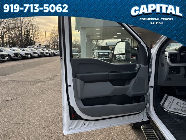 2026 Ford F-450SD GOOSENECK Commercial