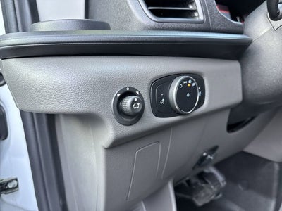 2026 Ford Transit-350 15FT BOX/RAMP Commercial