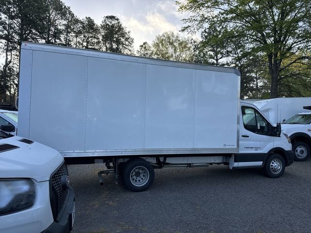2026 Ford Transit-350 15FT BOX/RAMP Commercial
