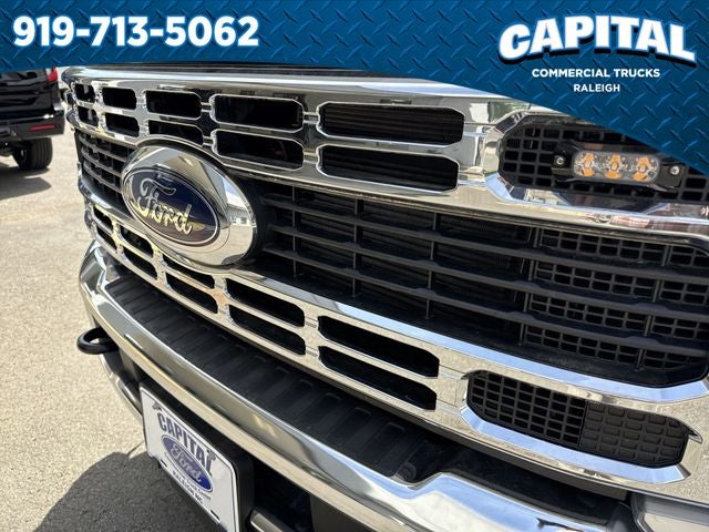 2025 Ford F-550SD 11FT CRANE BODY Commercial