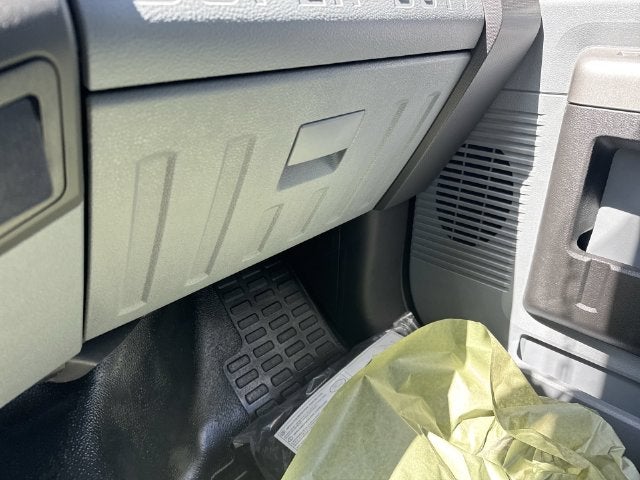 2027 Ford F-650SD 16FT DUMP/SHORT SIDES Commercial