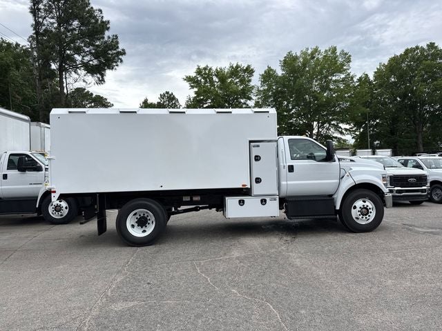 2027 Ford F-750SD 16FT CHIPPER BODY Commercial