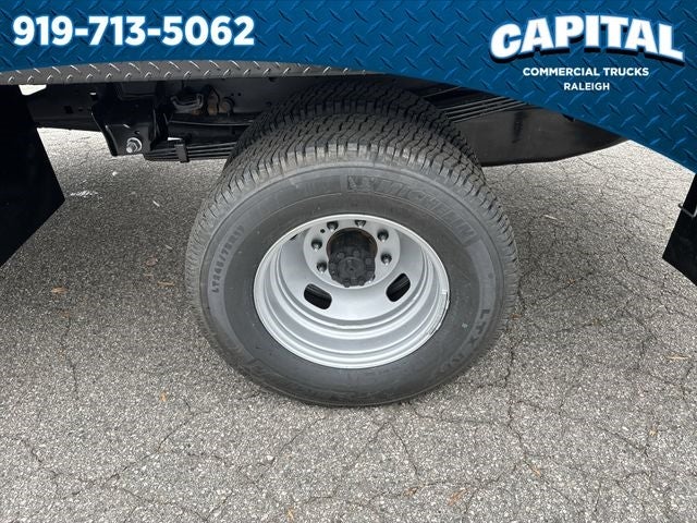 2024 Ford F-350SD FREEDOM BODY Commercial