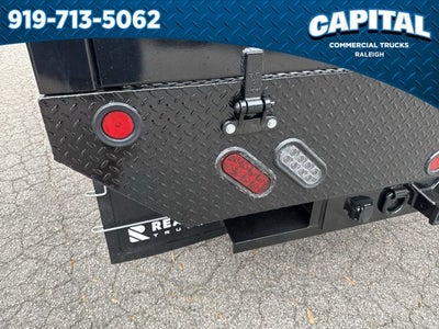 2024 Ford F-350SD FREEDOM BODY Commercial