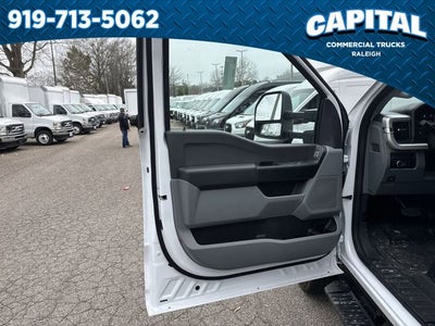 2024 Ford F-350SD FREEDOM BODY Commercial