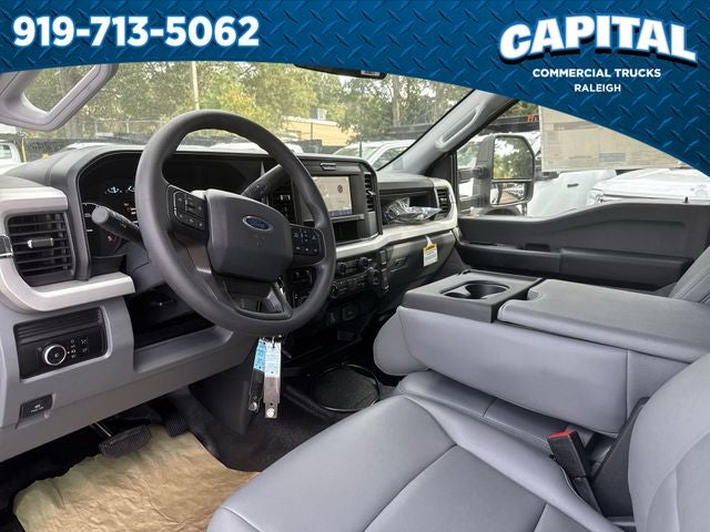 2025 Ford F-550SD 12FT DUMP/CURBSIDE DOOR Commercial