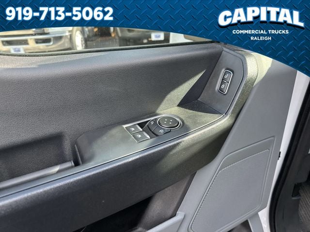 2026 Ford F-550SD 16FT BOX/LIFTGATE Commercial