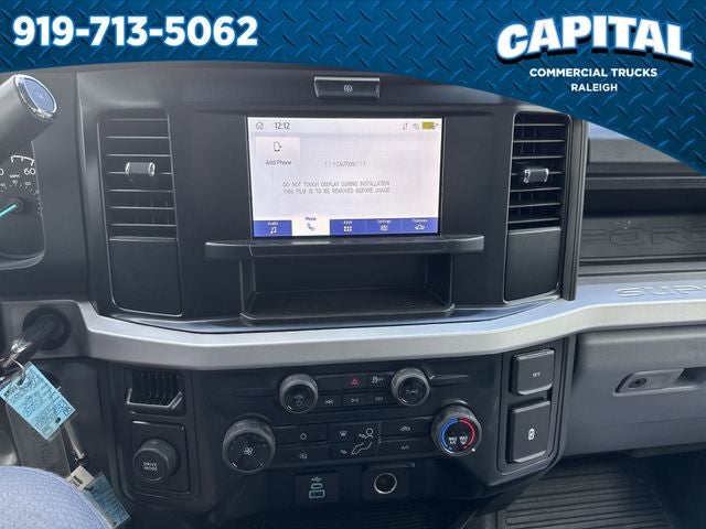 2026 Ford F-550SD 16FT BOX/LIFTGATE Commercial