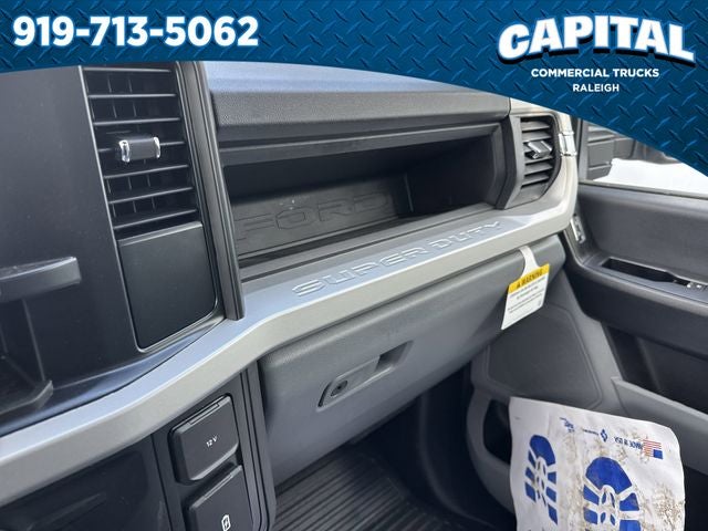 2026 Ford F-550SD 16FT BOX/LIFTGATE Commercial