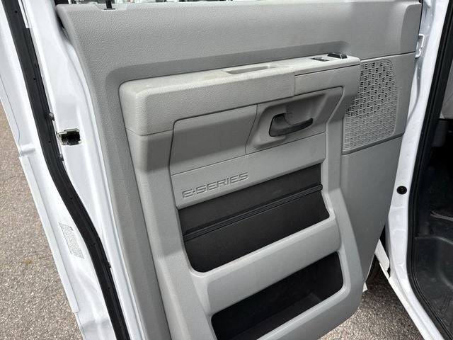 2027 Ford E-350SD 16FT BOX/RAMP Commercial