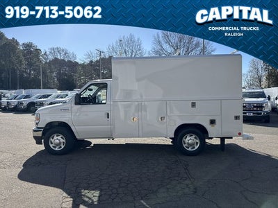 2025 Ford E-350SD ENCLOSED SERVICE BODY Commercial