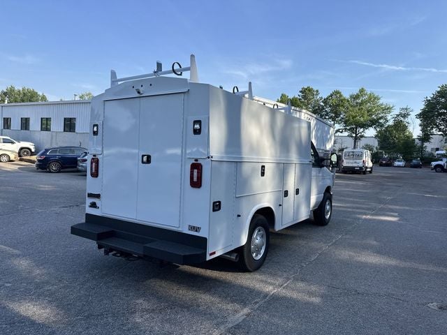 2026 Ford E-350SD UTILITY KUV BODY Commercial