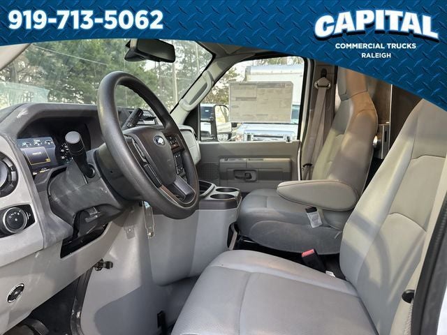 2025 Ford E-350SD 14FT BOX/SIDE DOOR Commercial