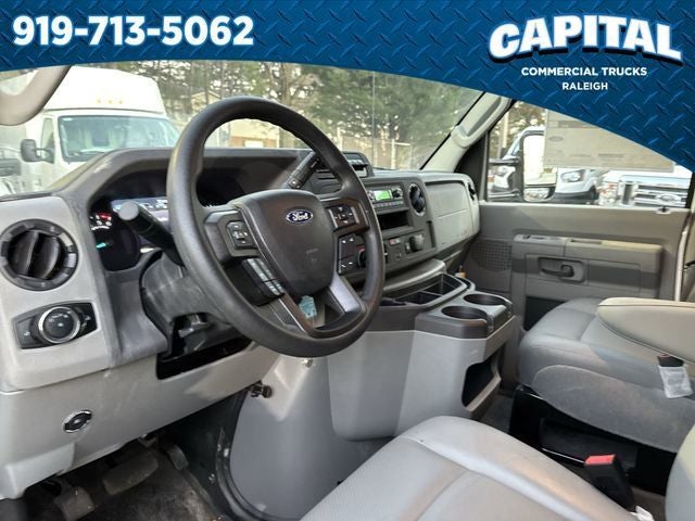 2025 Ford E-350SD 14FT BOX/SIDE DOOR Commercial