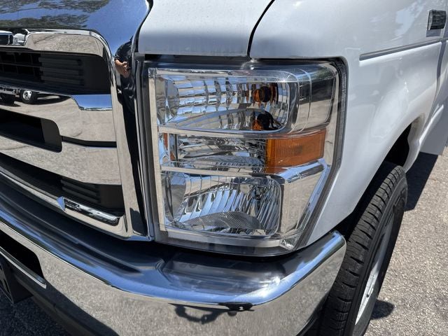 2026 Ford E-350SD UTILITY KUV BODY Commercial
