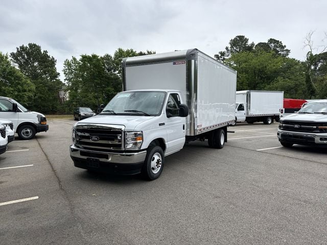 2027 Ford E-350SD 16FT BOX/RAMP Commercial