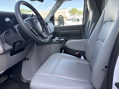2027 Ford E-350SD 16FT BOX/LIFTGATE Commercial