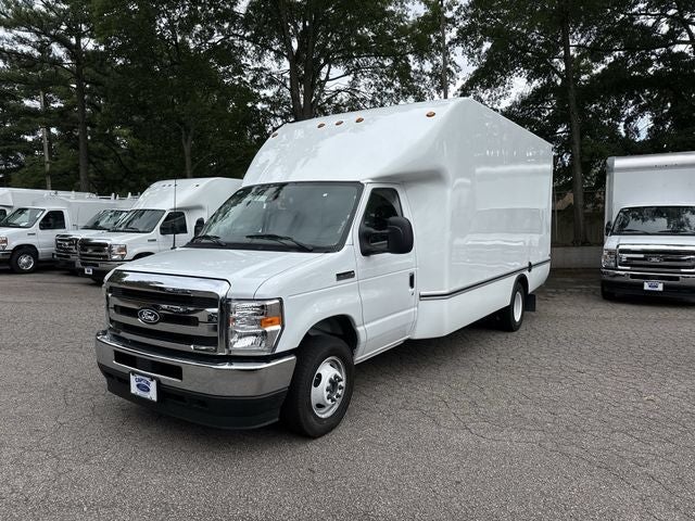 2027 Ford E-350SD 16FT BOX/RAMP Commercial