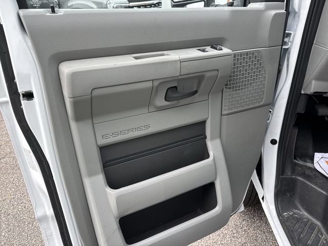 2027 Ford E-350SD 16FT BOX/RAMP Commercial