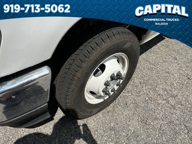 2025 Ford E-350SD 14FT BOX Commercial