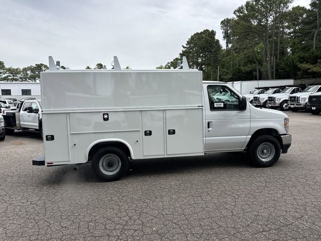 2026 Ford E-350SD UTILITY KUV BODY Commercial