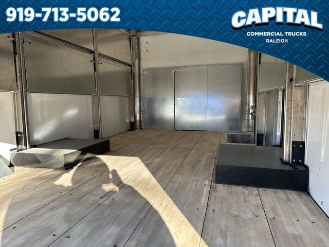 2025 Ford E-350SD 14FT BOX/SIDE DOOR Commercial