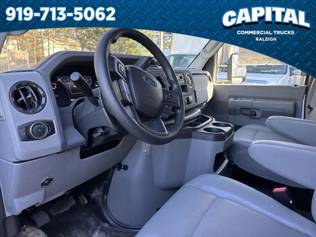 2025 Ford E-350SD 14FT BOX/SIDE DOOR Commercial