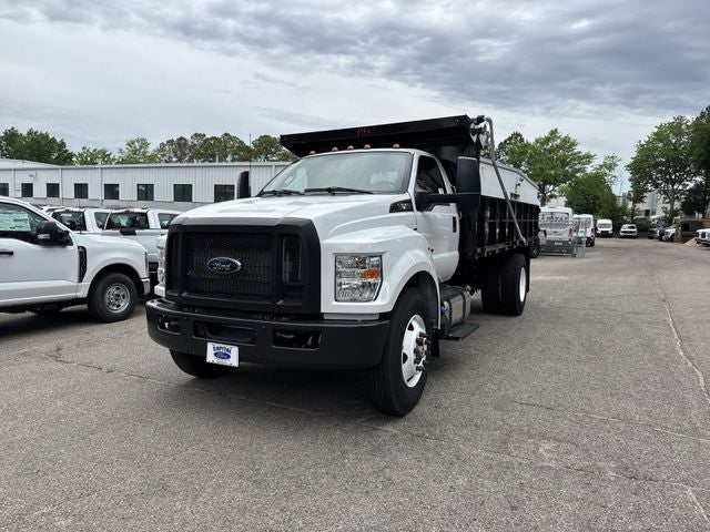 2026 Ford F-750SD Base Commercial