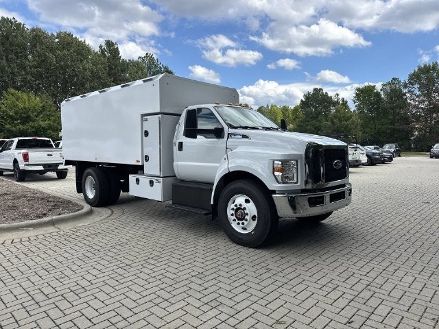 2027 Ford F-750SD 16FT CHIPPER BODY Commercial
