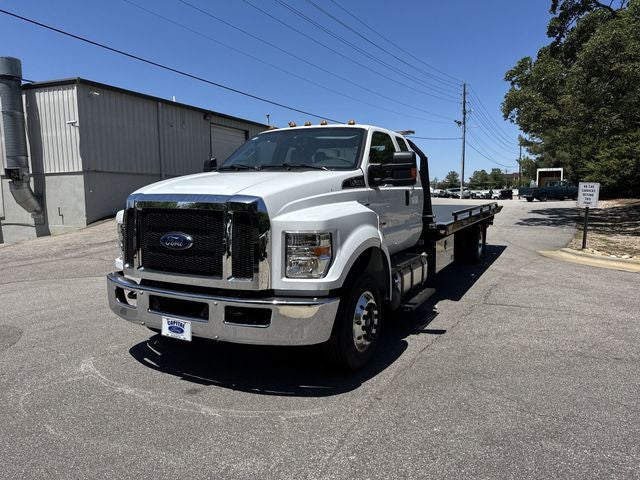 2026 Ford F-650SD Base Commercial
