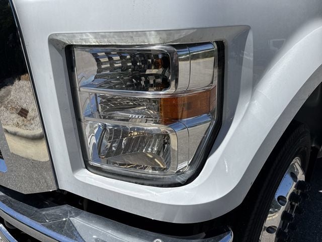 2026 Ford F-650SD Base Commercial