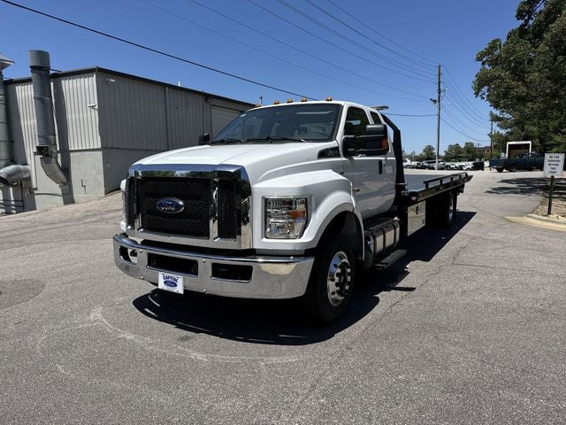 2026 Ford F-650SD Base Commercial