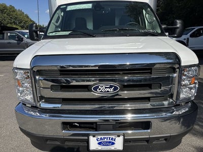 2027 Ford E-450SD 16FT BOX/LIFTGATE Commercial