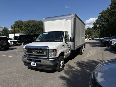 2027 Ford E-450SD 16FT BOX/LIFTGATE Commercial