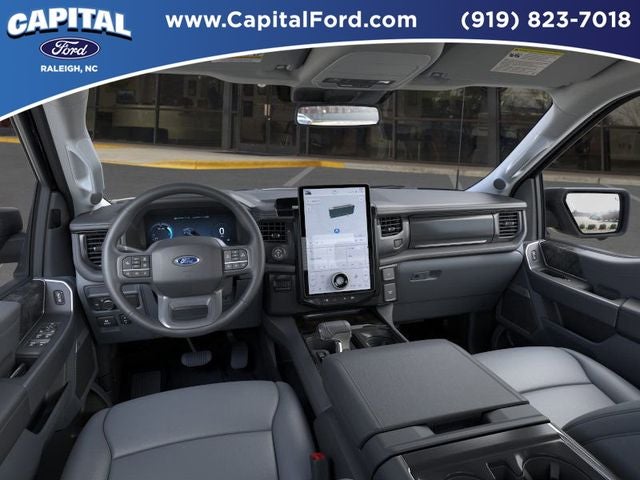 2025 Ford F-150 Lightning Flash