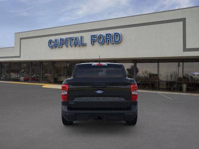 2025 Ford Maverick XL Commercial