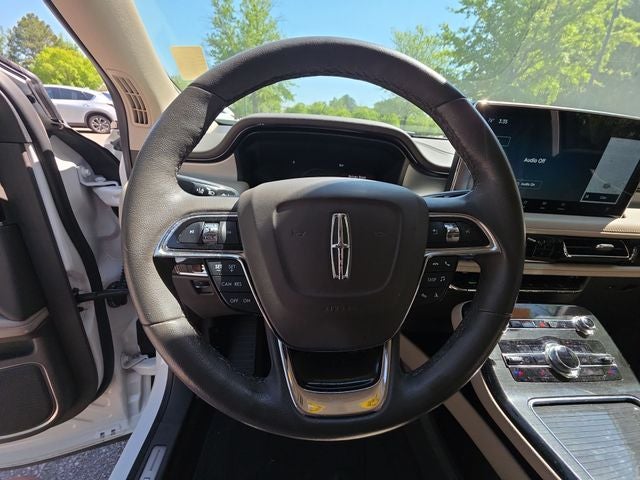 2023 Lincoln Nautilus Standard