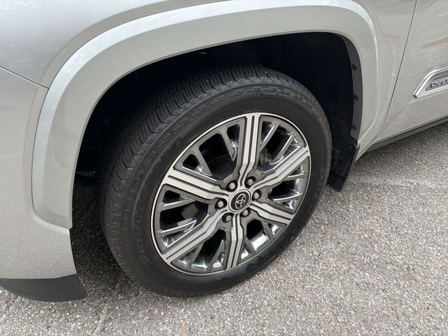 2024 Toyota Sequoia Capstone
