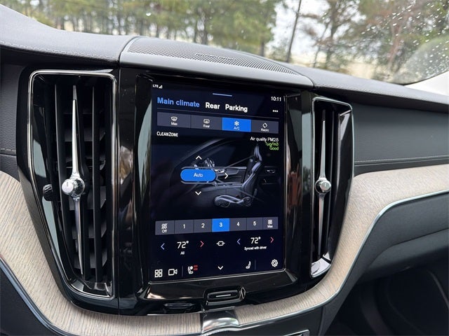 2022 Volvo XC60 B6 Inscription