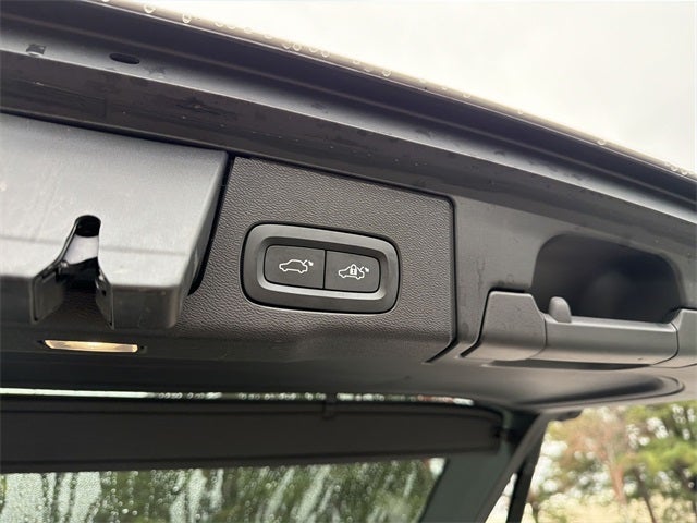 2022 Volvo XC60 B6 Inscription