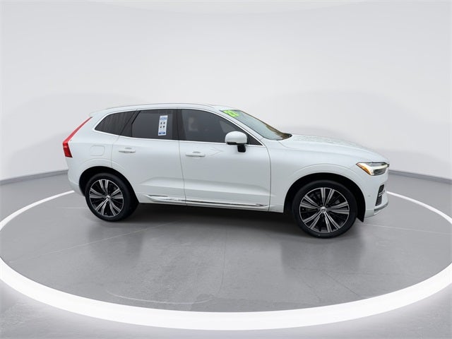 2022 Volvo XC60 B6 Inscription