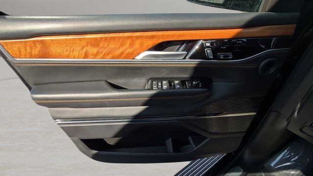 2024 Jeep Grand Wagoneer L Series III