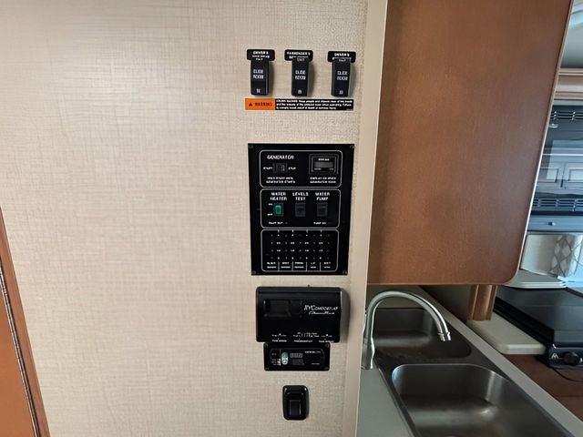 2015 Ford Super Duty F-53 Motorhome Base