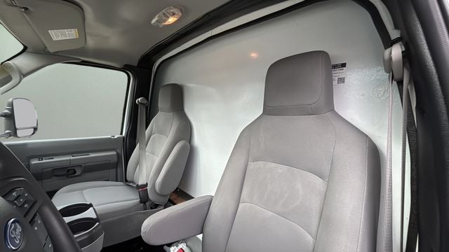 2024 Ford E-350SD Base Cutaway