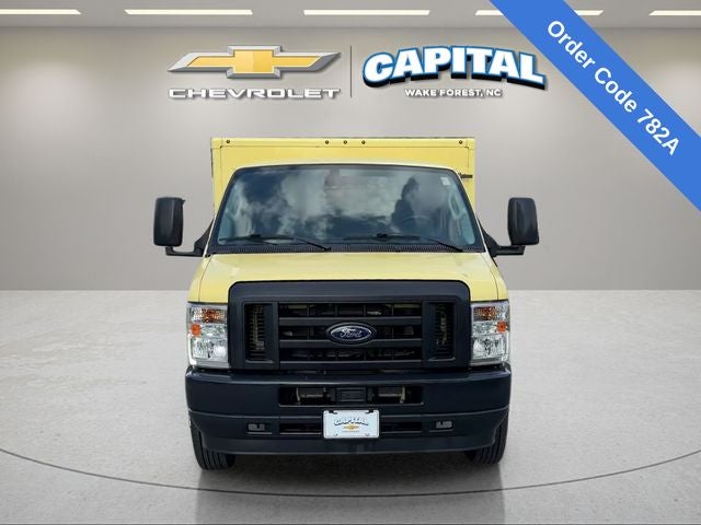 2022 Ford E-450SD Base DRW