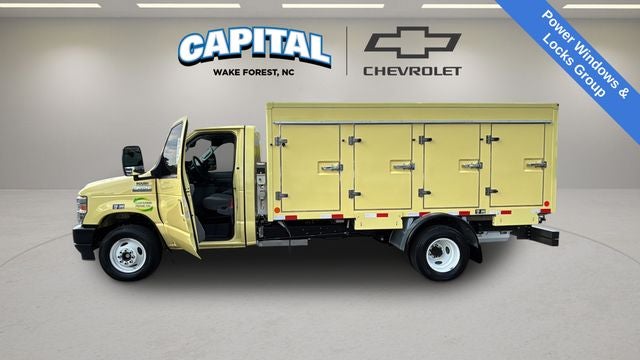2022 Ford E-450SD Base DRW