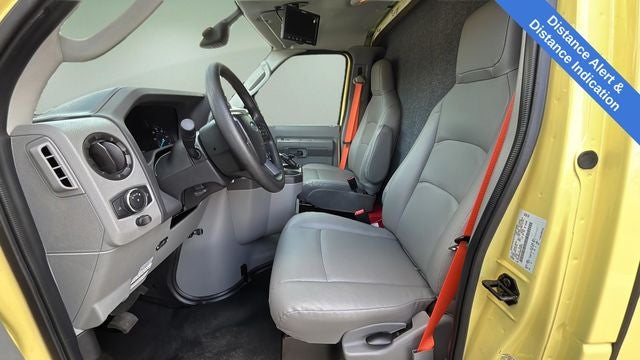 2022 Ford E-450SD Base DRW