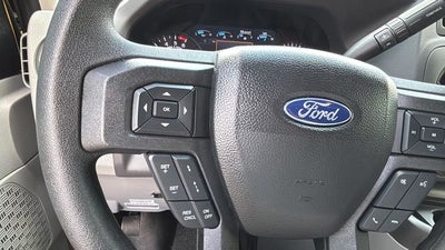2022 Ford E-450SD Base DRW