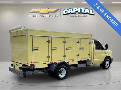 2022 Ford E-450SD Base DRW